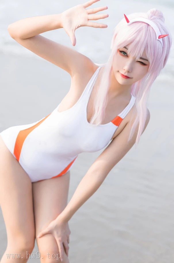 Momoko葵葵丨COS合集[已更46期]~[722P+1V - 11.4G]