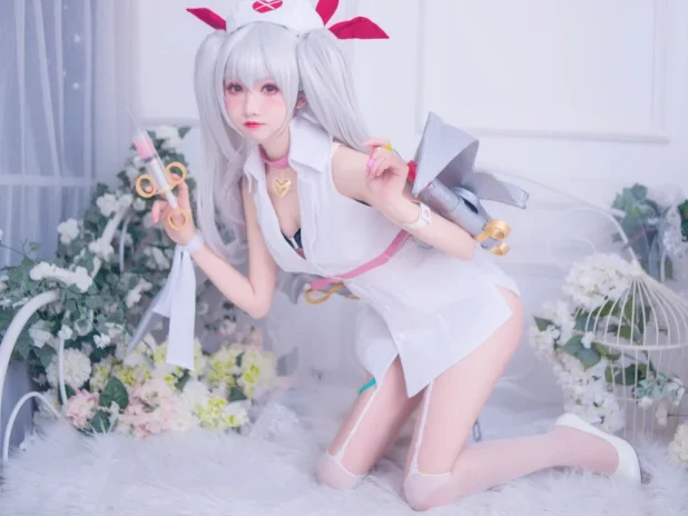 Coser衣衣丨COS合集[已更18期]~[644P+17V – 2.7G]